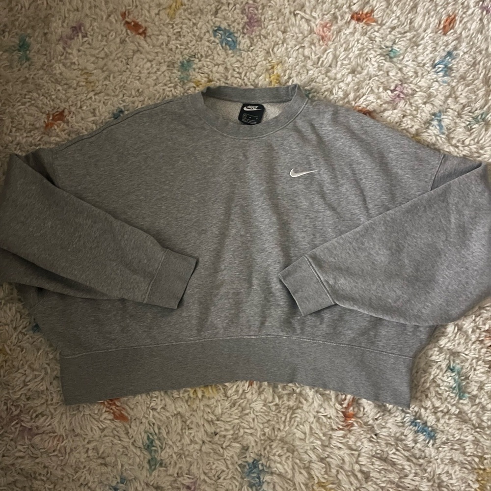 Nike Gray Crewneck Sweatshirt with White Swoosh woman’s cropped loose fit medium